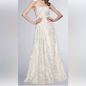NWT Theia Couture Ivory/Champagne Brocade Floral Wedding Dress Size 8